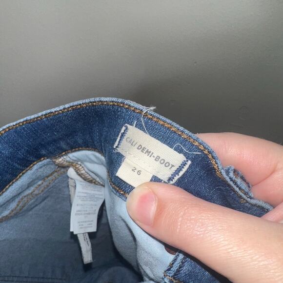 Madewell Cali Demi Boot Crop Jeans Frayed Hem Dark Wash Denim Size 26 - Picture 5 of 8